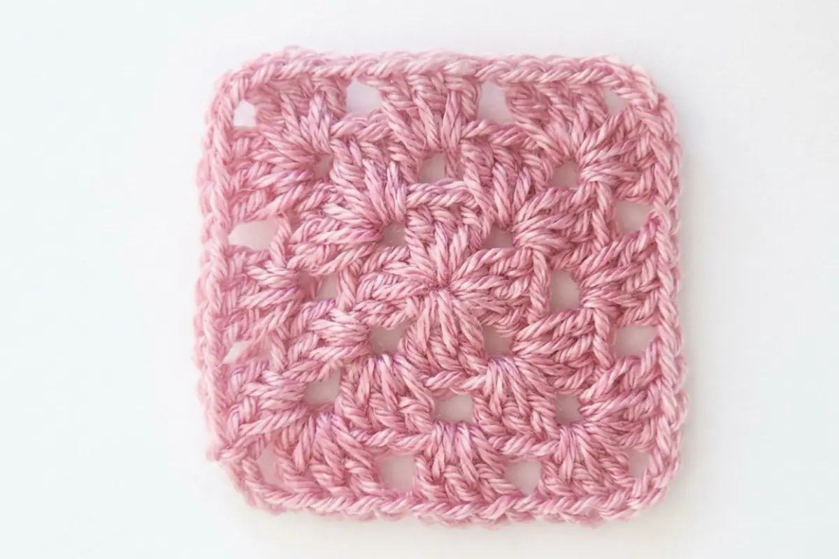 Granny Square Crochet Designs, Crochet Patterns One Color, Simple Crochet Granny Square