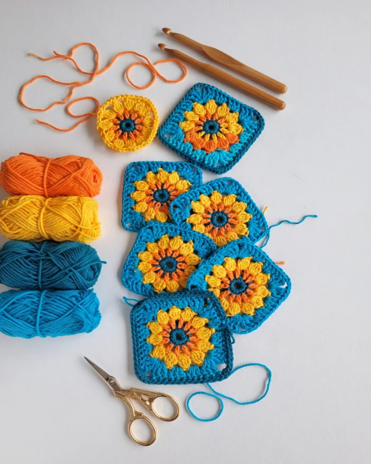 Daisy Granny Square Bag Free Pattern