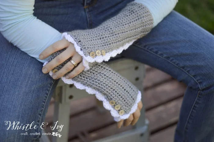 Vintage-Style Crochet Arm Warmers