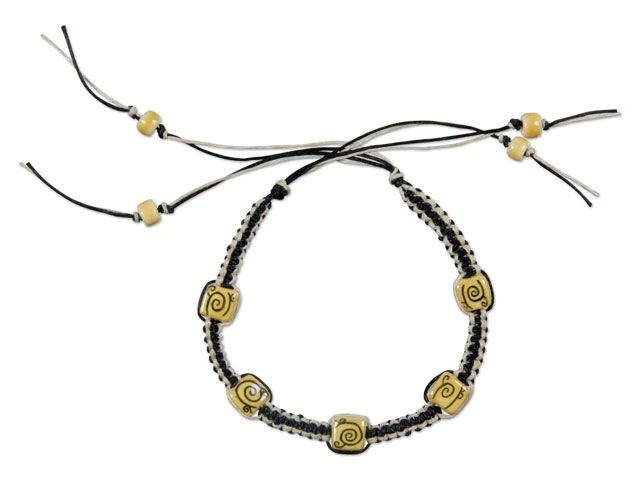 Easy square knot macrame bracelet pattern for beginners