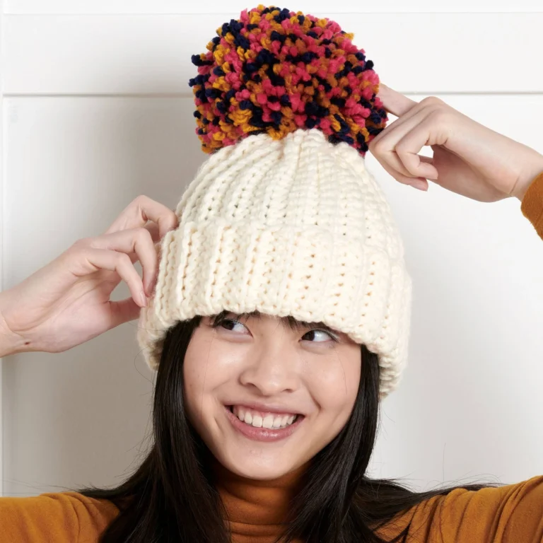 Cozy pom-pom beanie crochet pattern for beginners