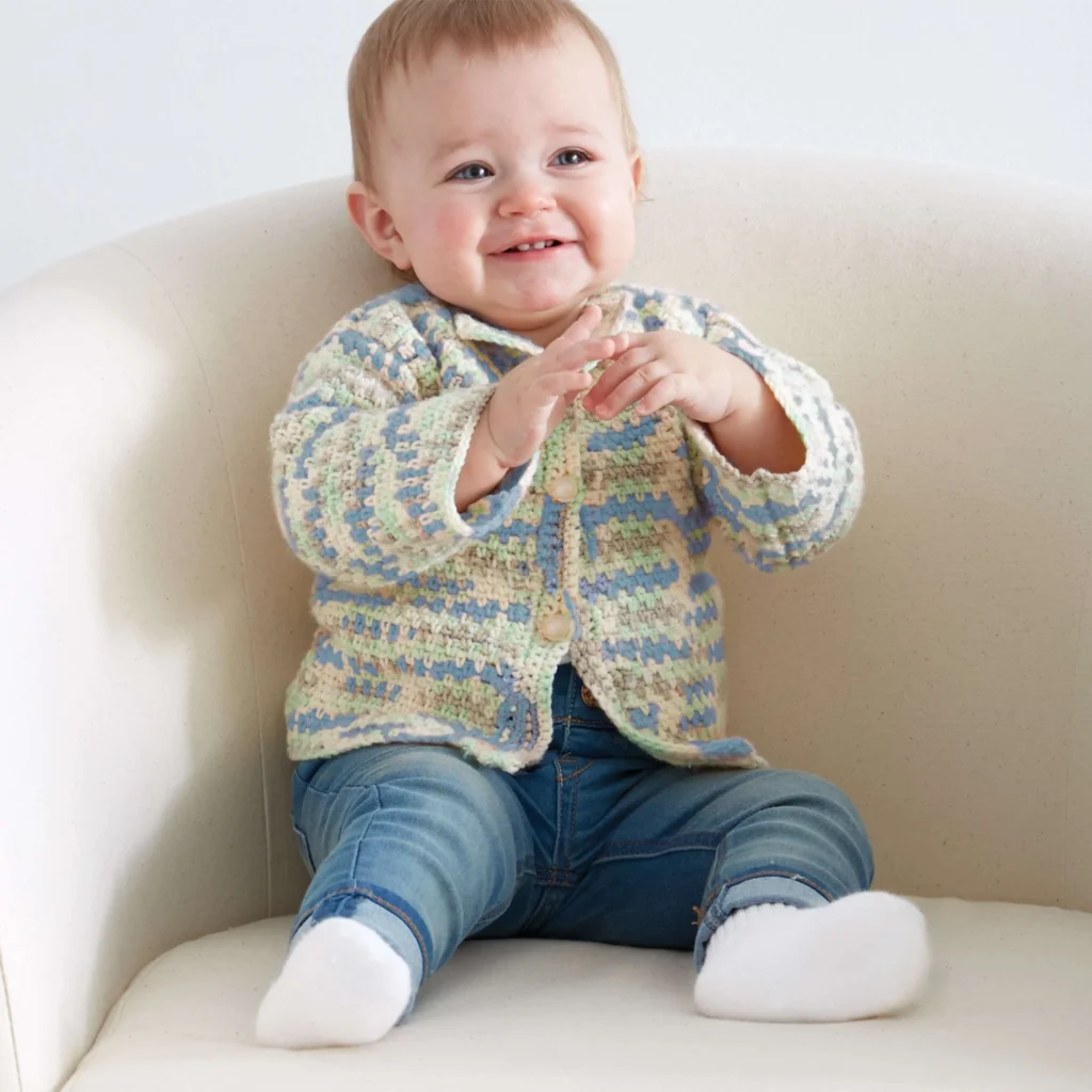 Beginner's crochet cardigan pattern for baby with a stylish design