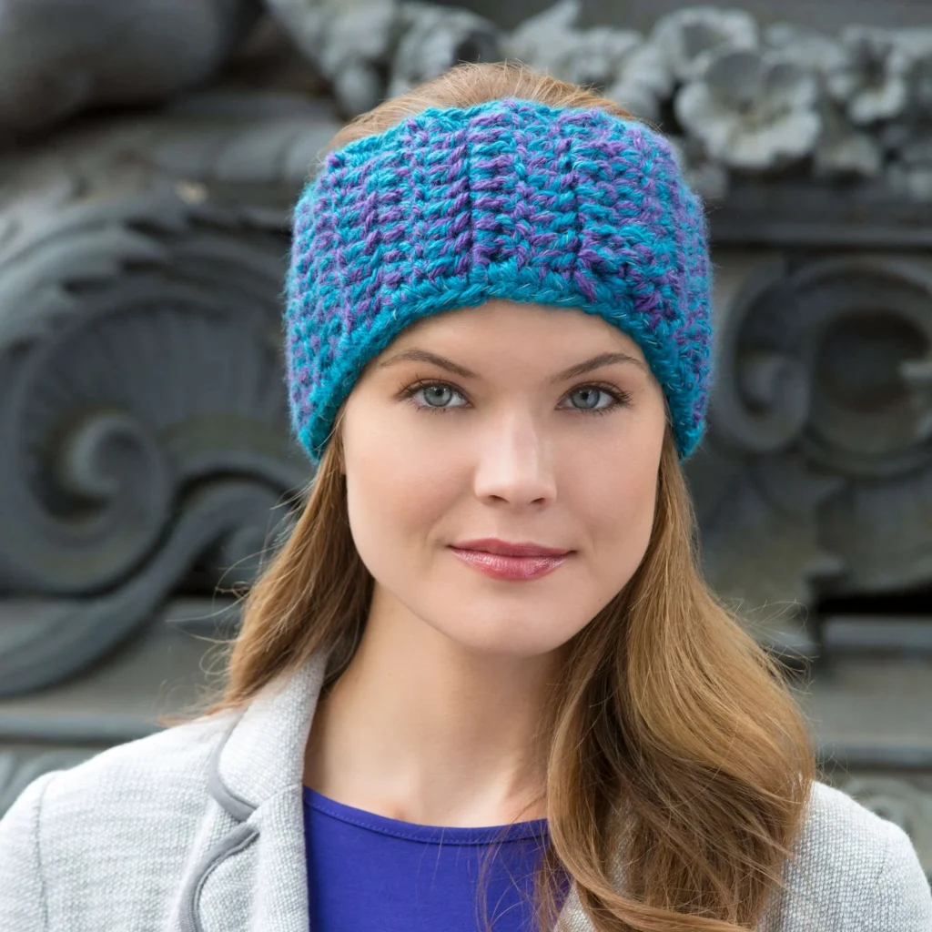 Blissful crochet ear warmer pattern for stylish and cozy winter wear