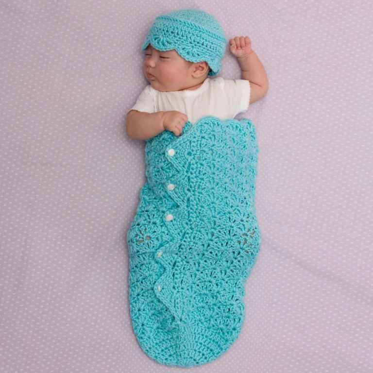 Button-up crochet baby cocoon with matching hat pattern for newborns