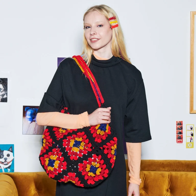 Simple granny crochet tote pattern for stylish crafting