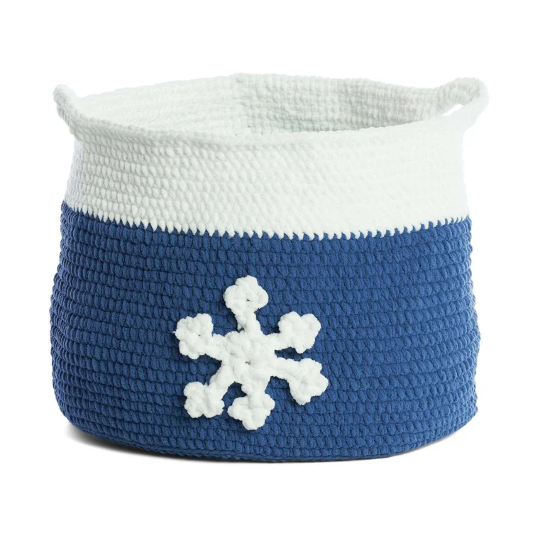 Snowflake crochet basket pattern for stylish home storage